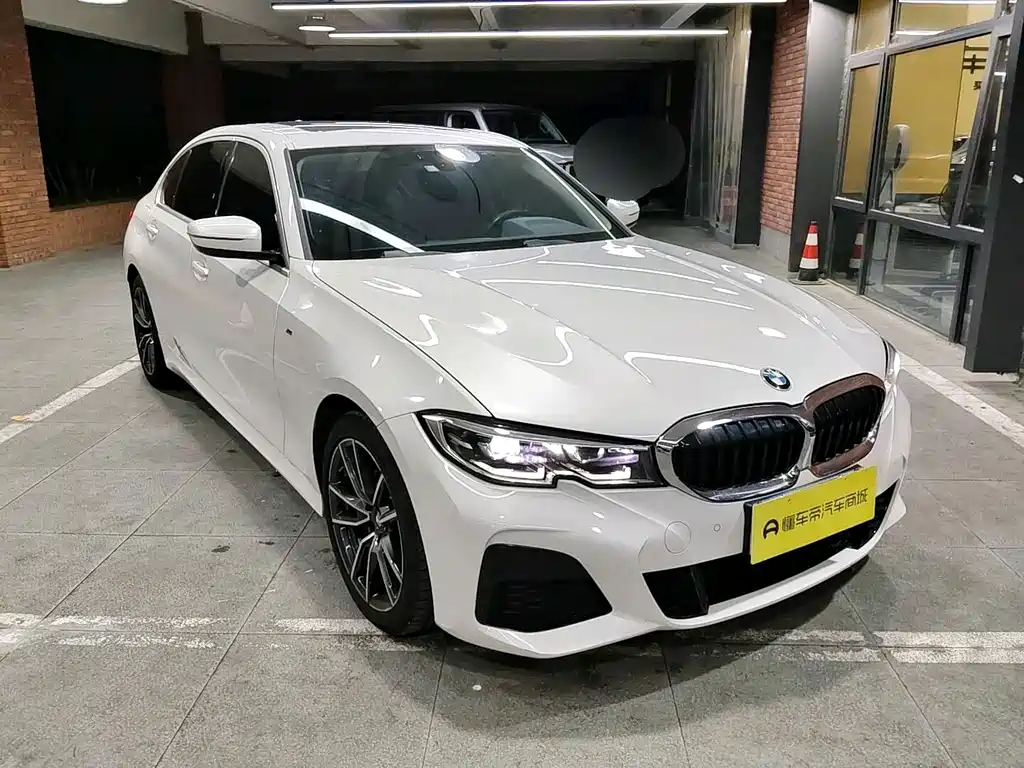 BMW 3 Series — миниатюра 6