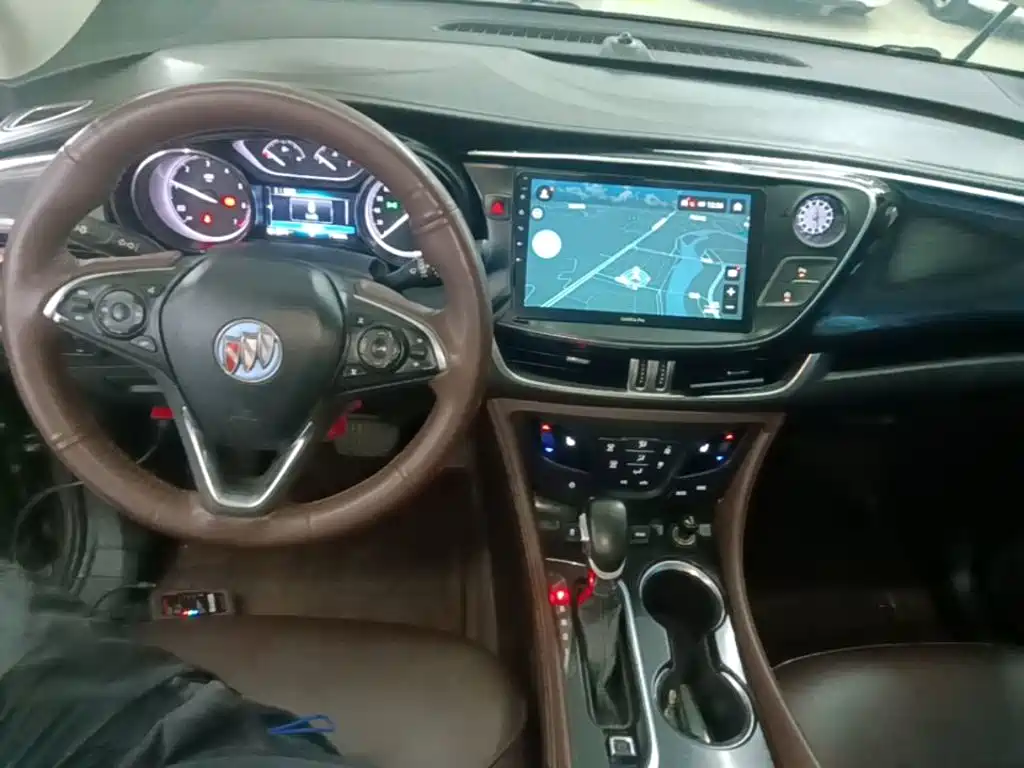 Buick Envision Plus — миниатюра 10