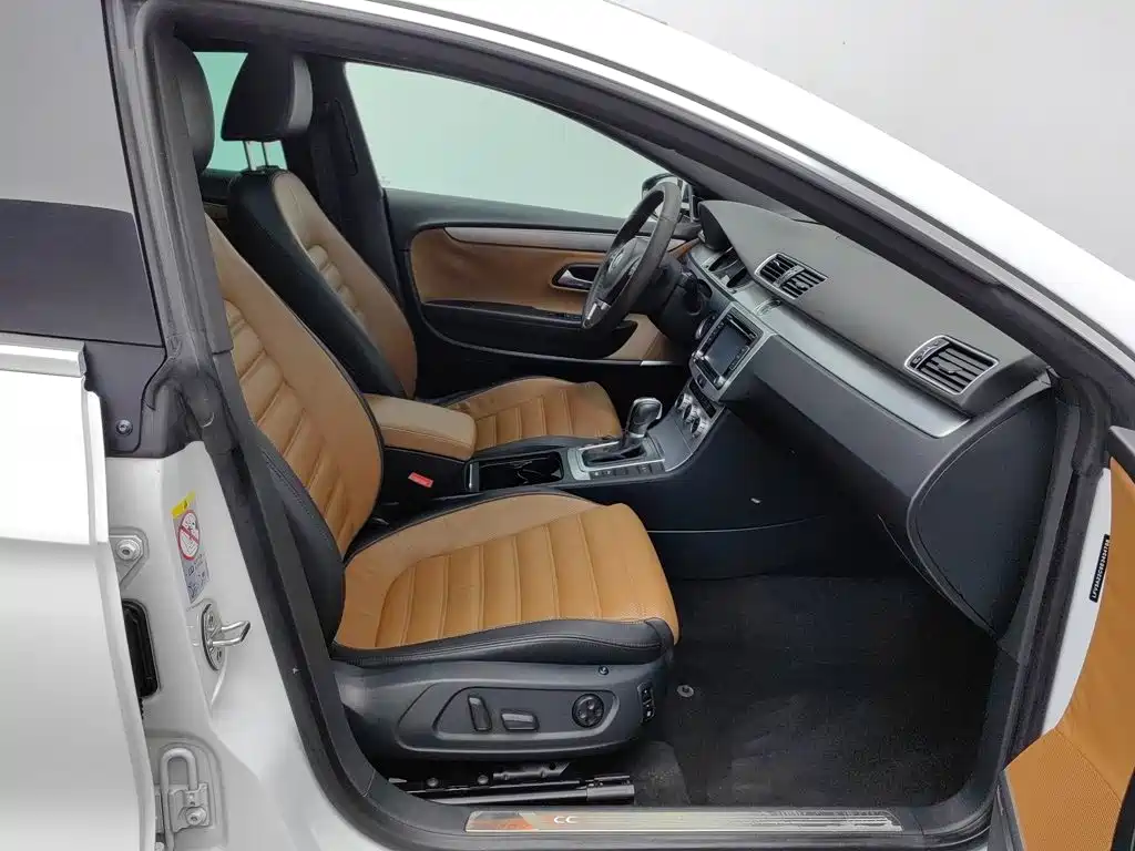 Volkswagen CC — миниатюра 23