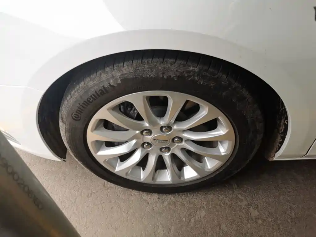 Cadillac XTS — миниатюра 23