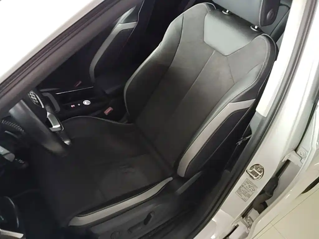 Audi Q3 — миниатюра 15