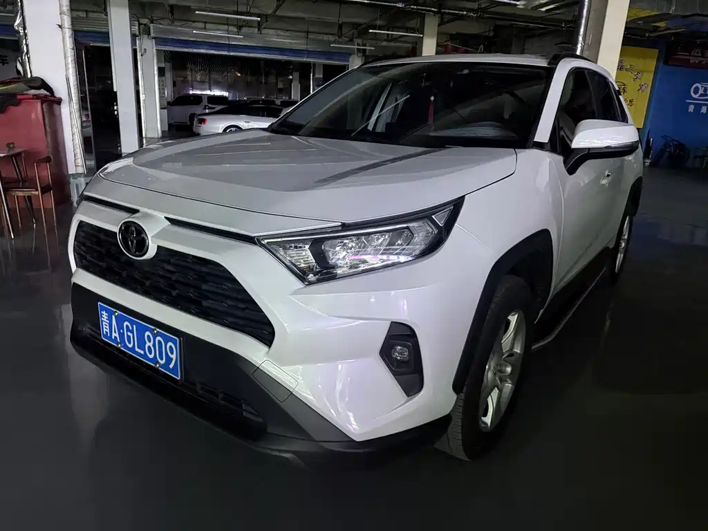 Toyota RAV4 2023