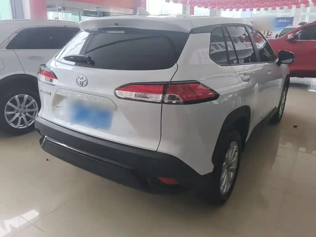 Toyota Frontlander — миниатюра 7
