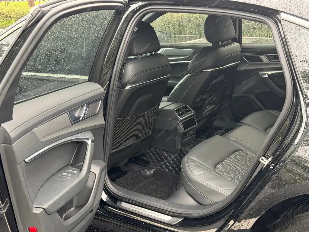 Audi A6L — миниатюра 11