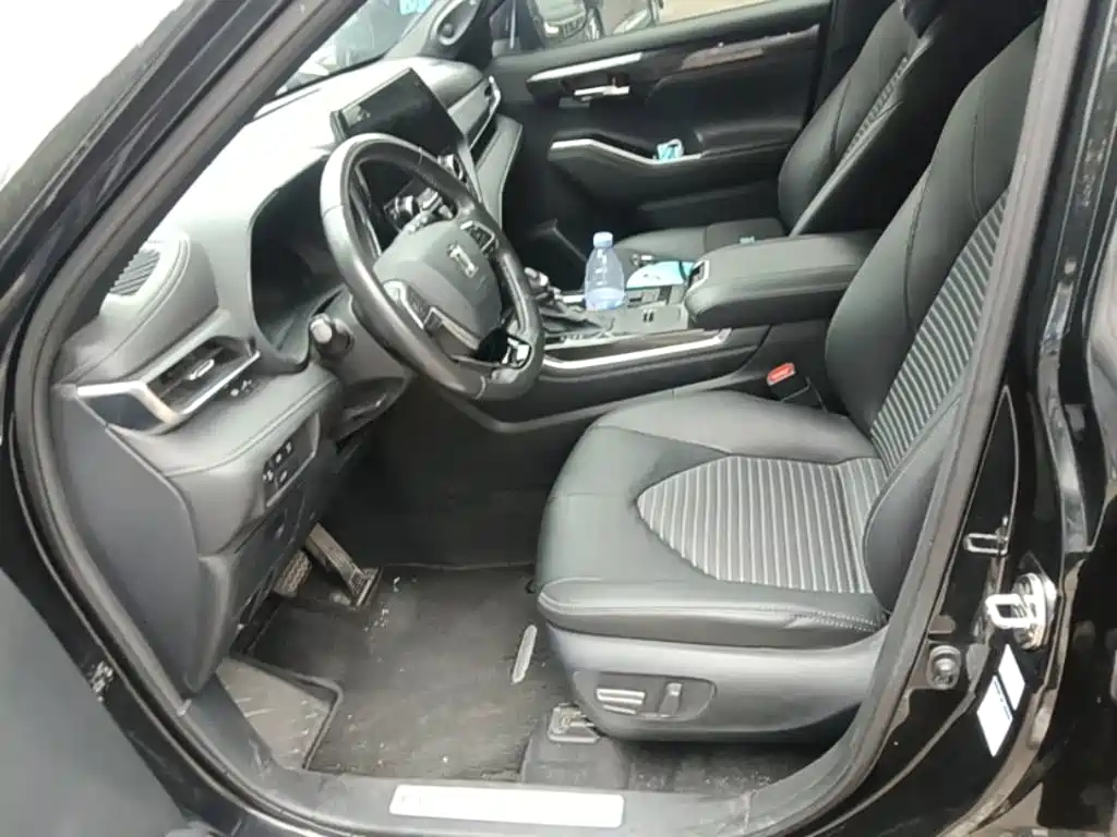 Toyota Crown Kluger — миниатюра 20