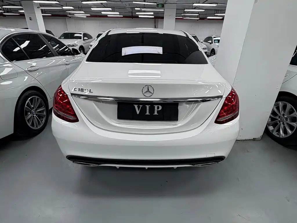 Mercedes-Benz C-Class — миниатюра 16
