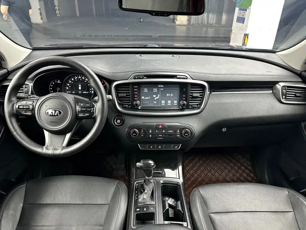 Kia Sorento — миниатюра 7