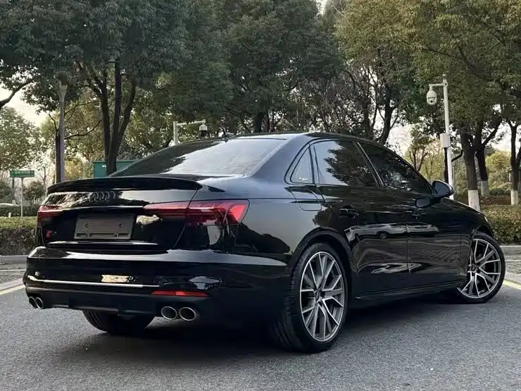 Audi S4 — миниатюра 3