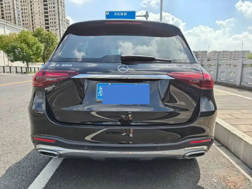 Mercedes-Benz GLE (Import) — миниатюра 7