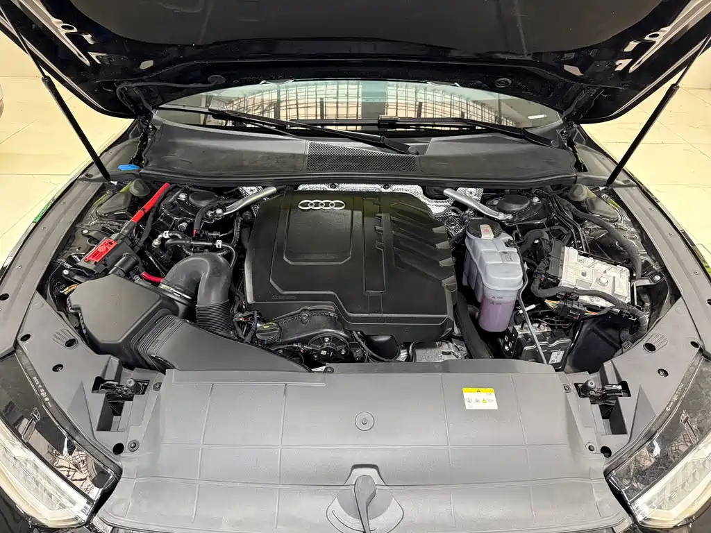Audi A7L — миниатюра 8