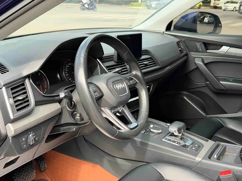 Audi Q5L — миниатюра 10