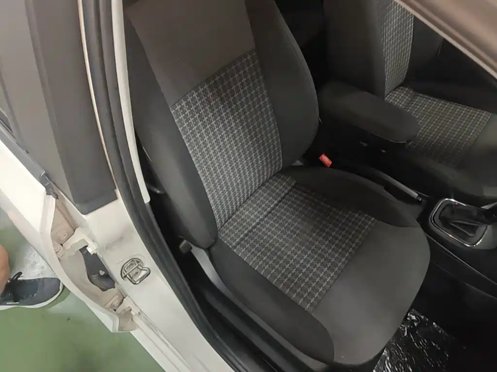 Volkswagen Polo — миниатюра 25