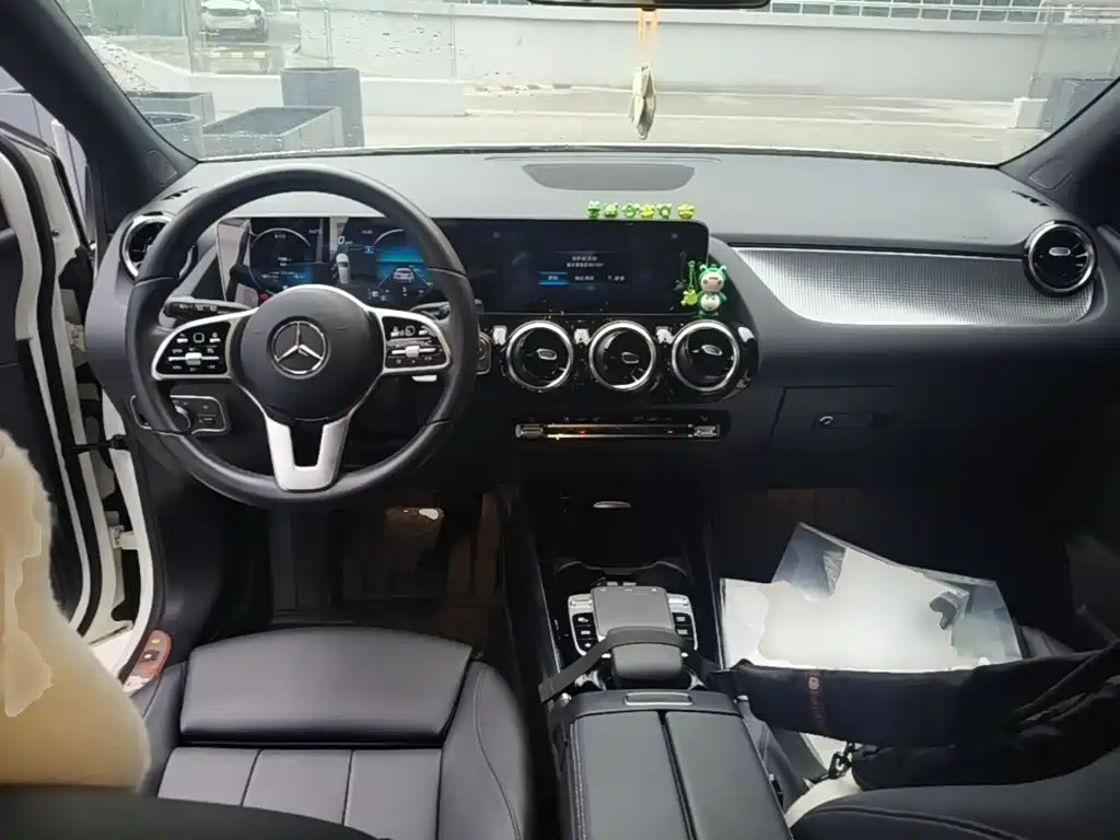 Mercedes-Benz B-Class — миниатюра 10