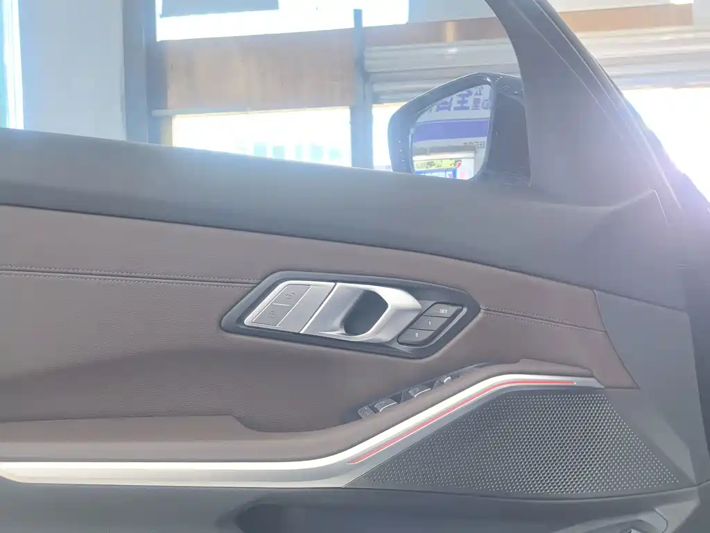 BMW 3 Series — миниатюра 9