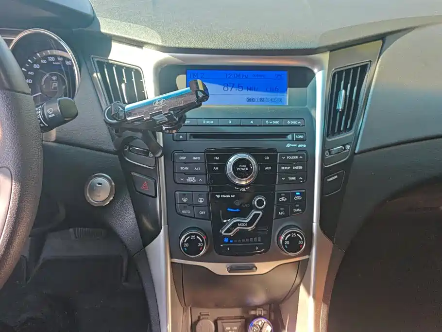 Hyundai Sonata — миниатюра 13
