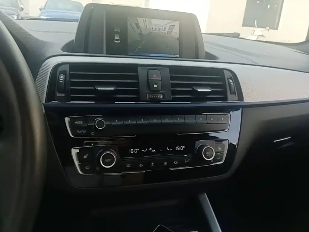 BMW 2 Series (Import) — миниатюра 13