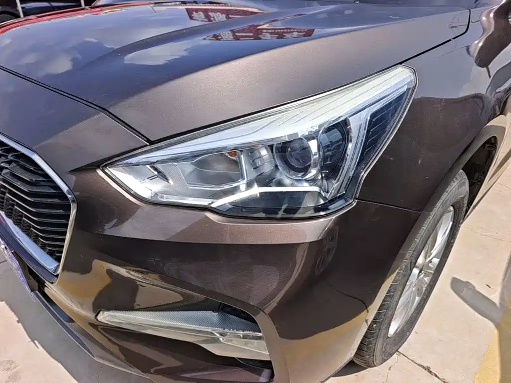 Haval M6 — миниатюра 24