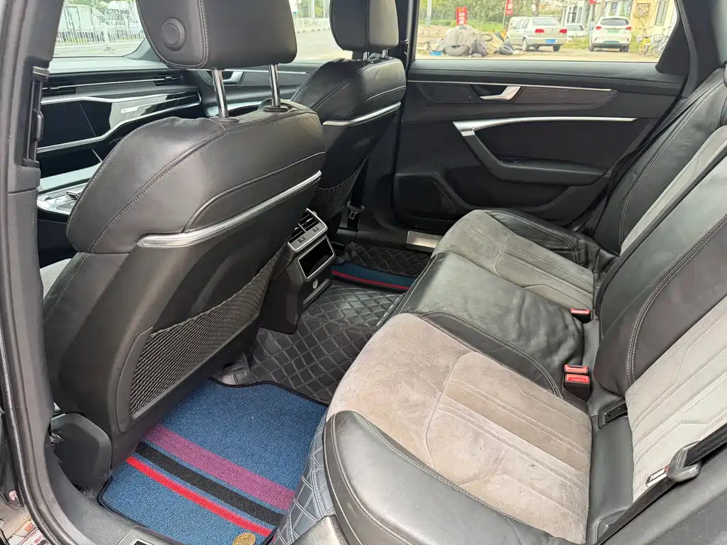 Audi A6L — миниатюра 5