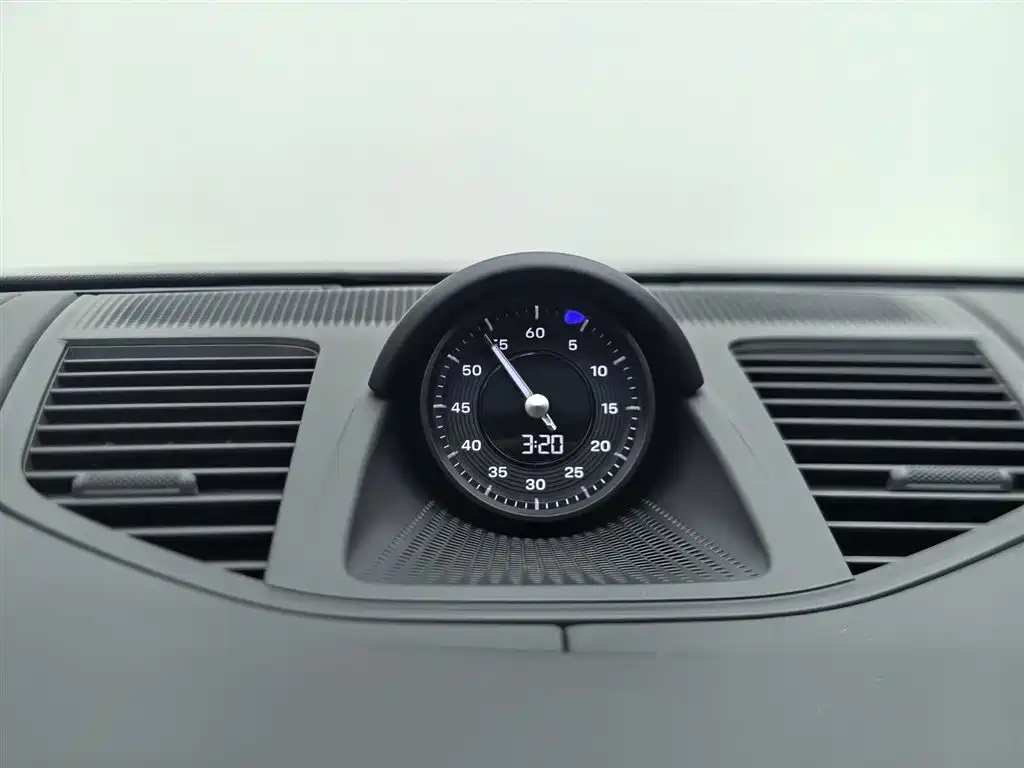Porsche Panamera — миниатюра 34
