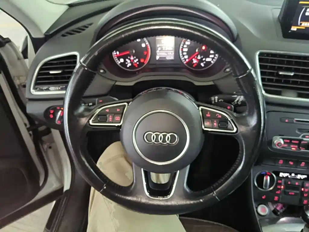 Audi Q3 — миниатюра 11