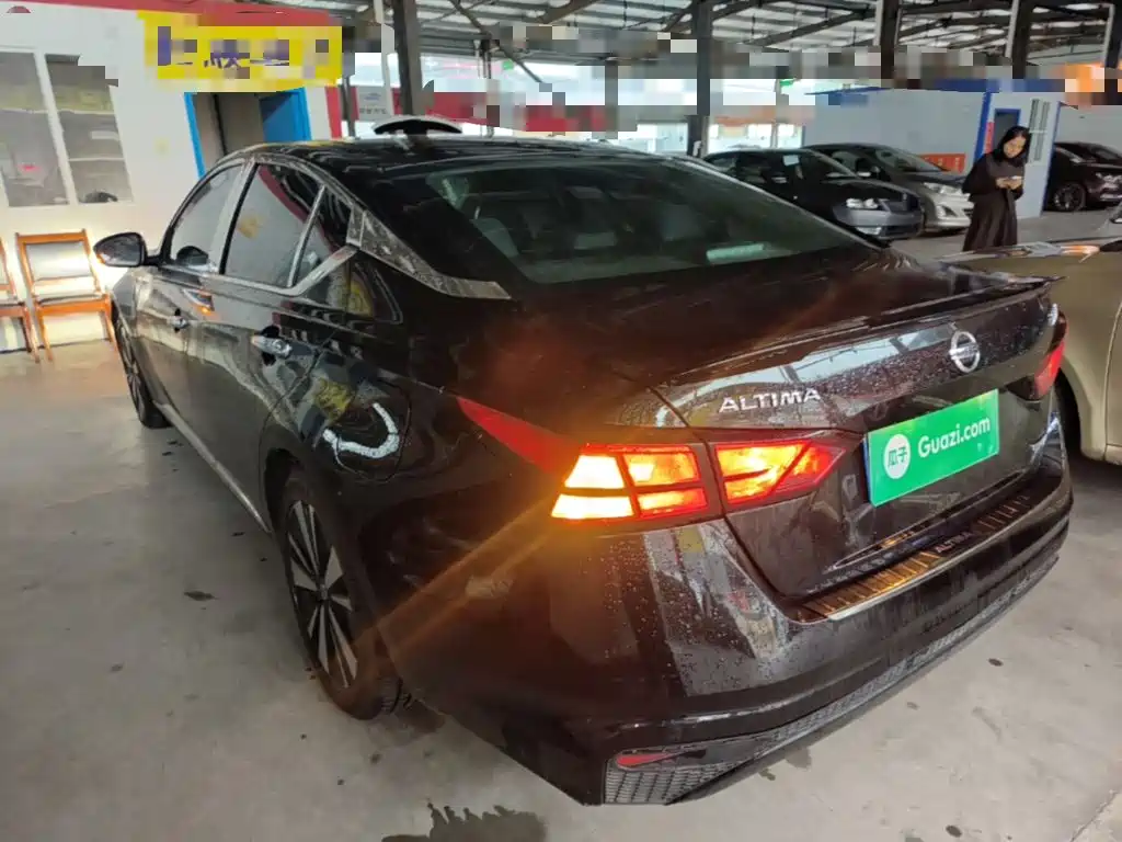 Nissan Teana — миниатюра 5