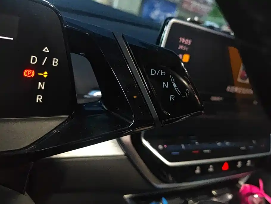 Volkswagen ID.6 X — миниатюра 16