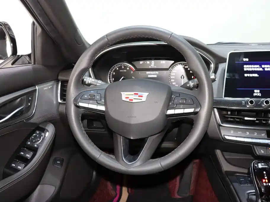 Cadillac CT5 — миниатюра 12