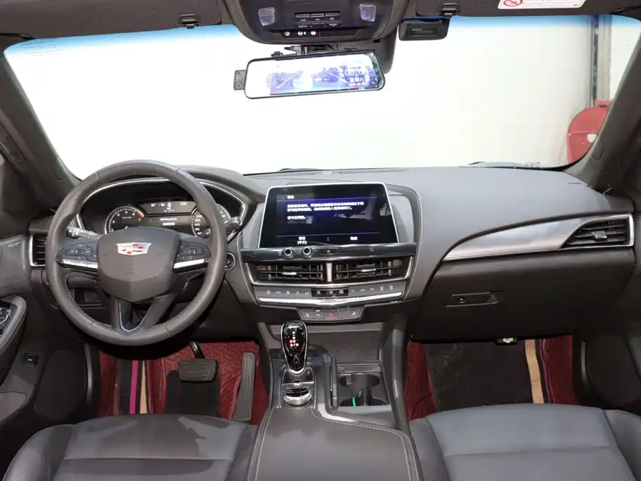Cadillac CT5 — миниатюра 11