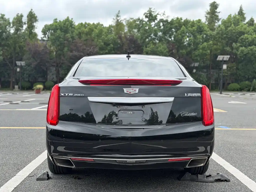 Cadillac XTS — миниатюра 6