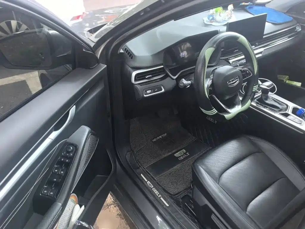 Geely Emgrand — миниатюра 17