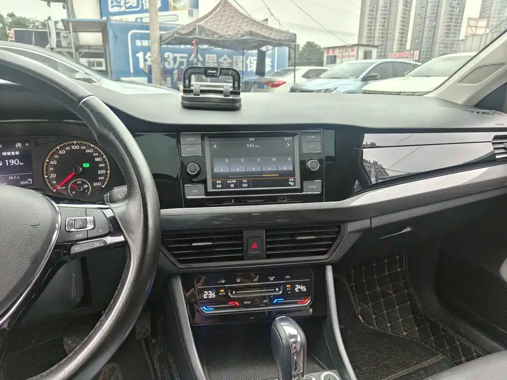 Volkswagen Bora — миниатюра 9