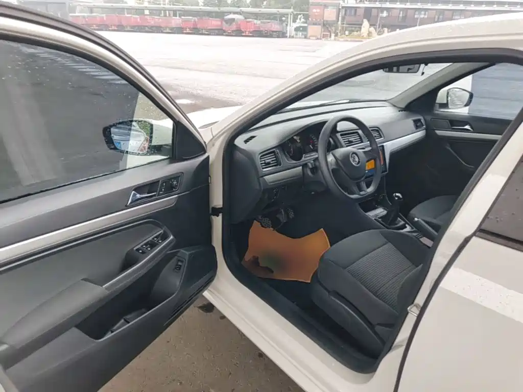 Volkswagen Lavida — миниатюра 16