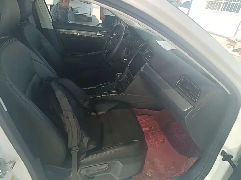 Volkswagen Lamando — миниатюра 25