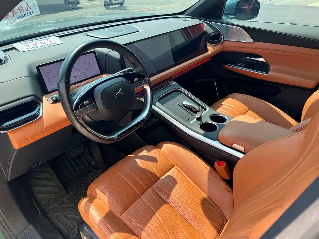 XPeng G9 — миниатюра 3