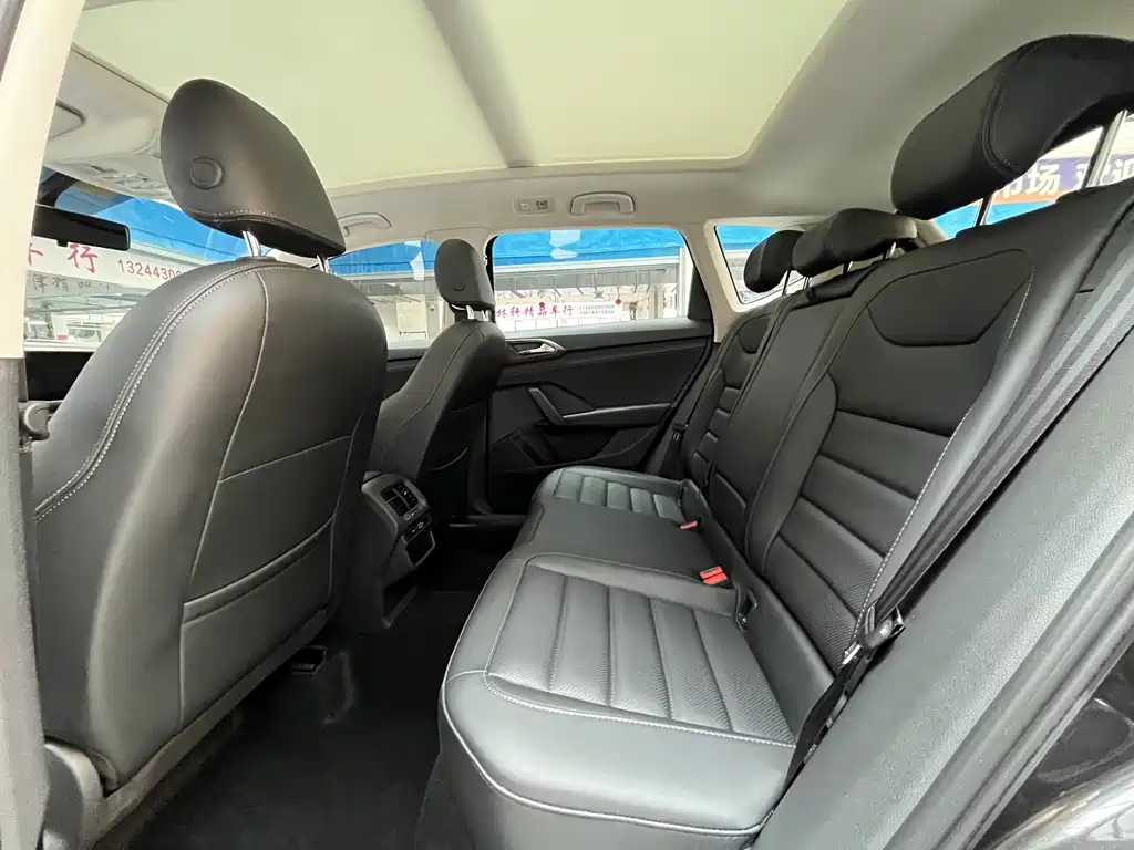 Volkswagen Tharu — миниатюра 10