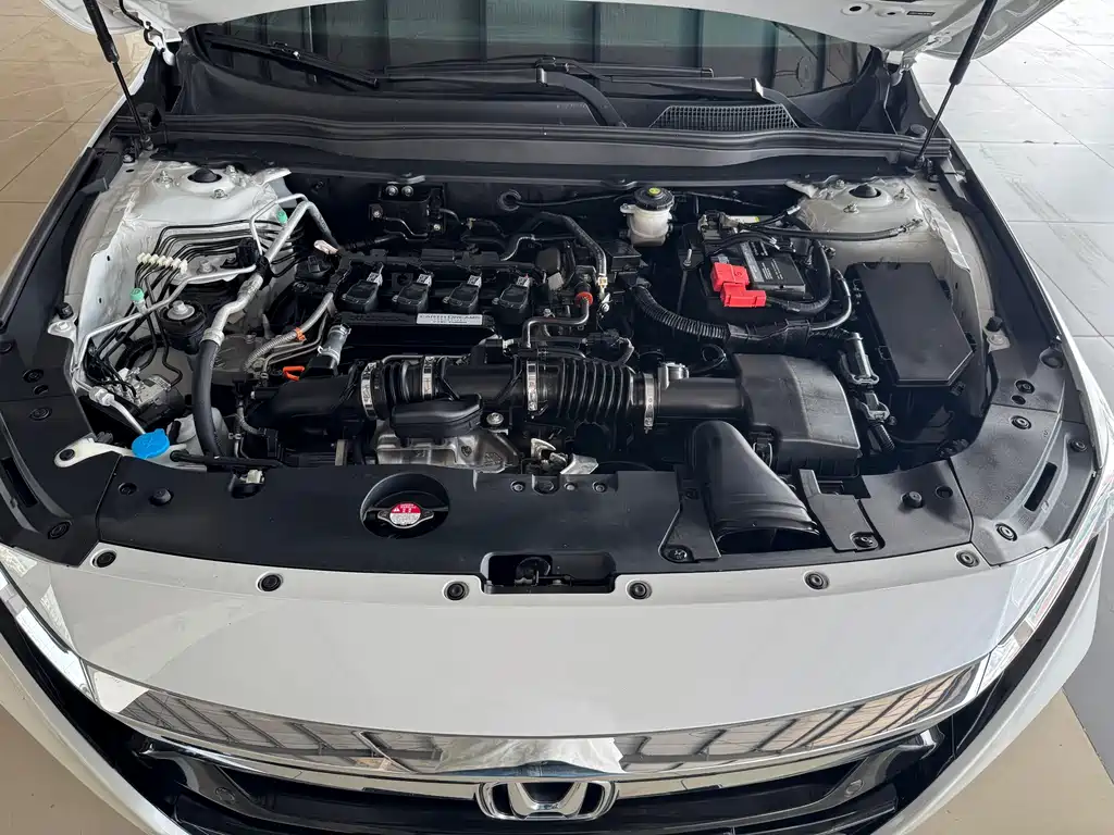 Honda Accord — миниатюра 9