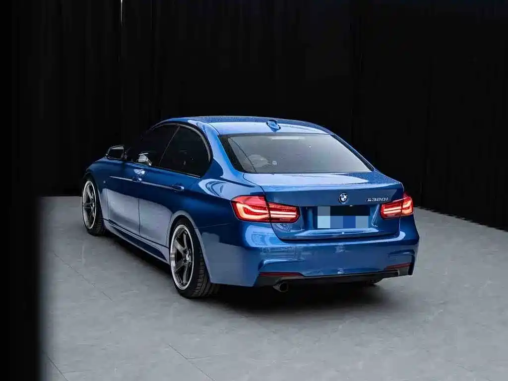 BMW 3 Series — миниатюра 4
