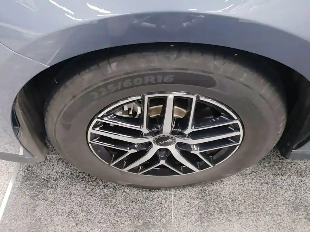 BYD Seal 05 DM-i — миниатюра 23