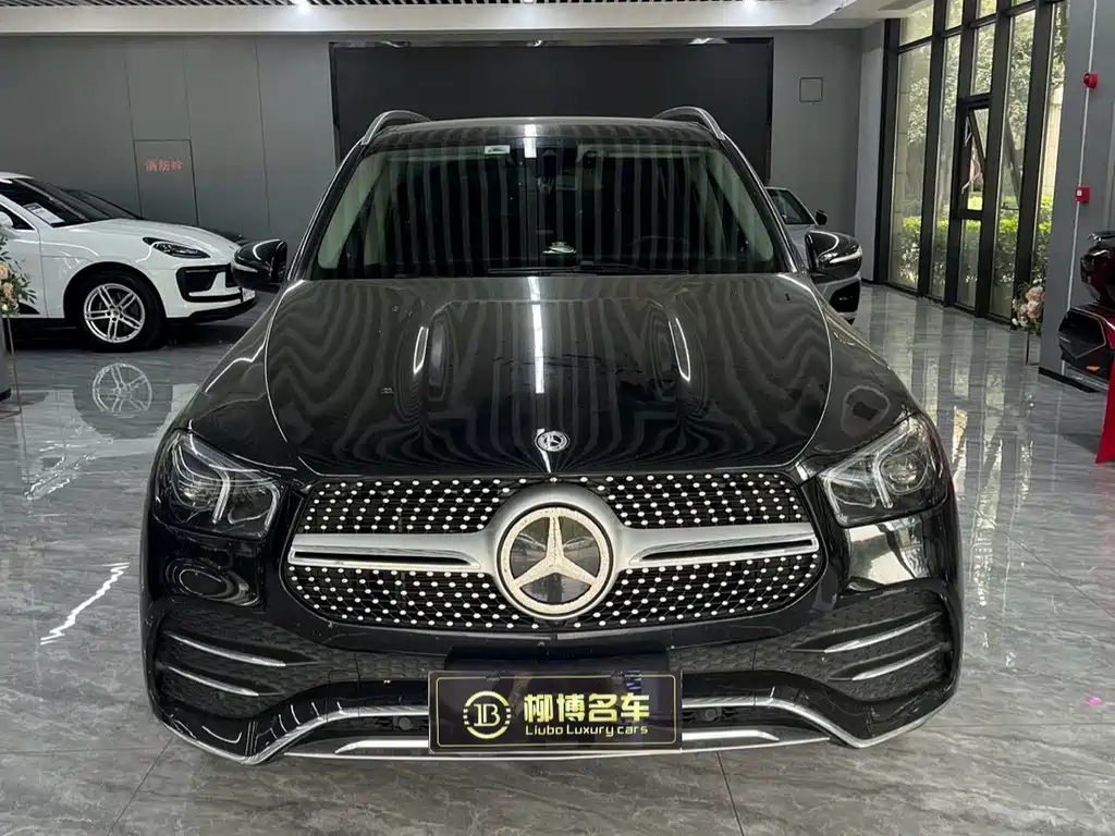 Mercedes-Benz GLE (Import) — миниатюра 2