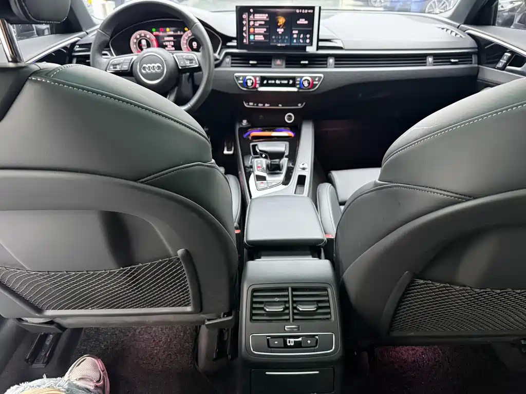 Audi A4L — миниатюра 14