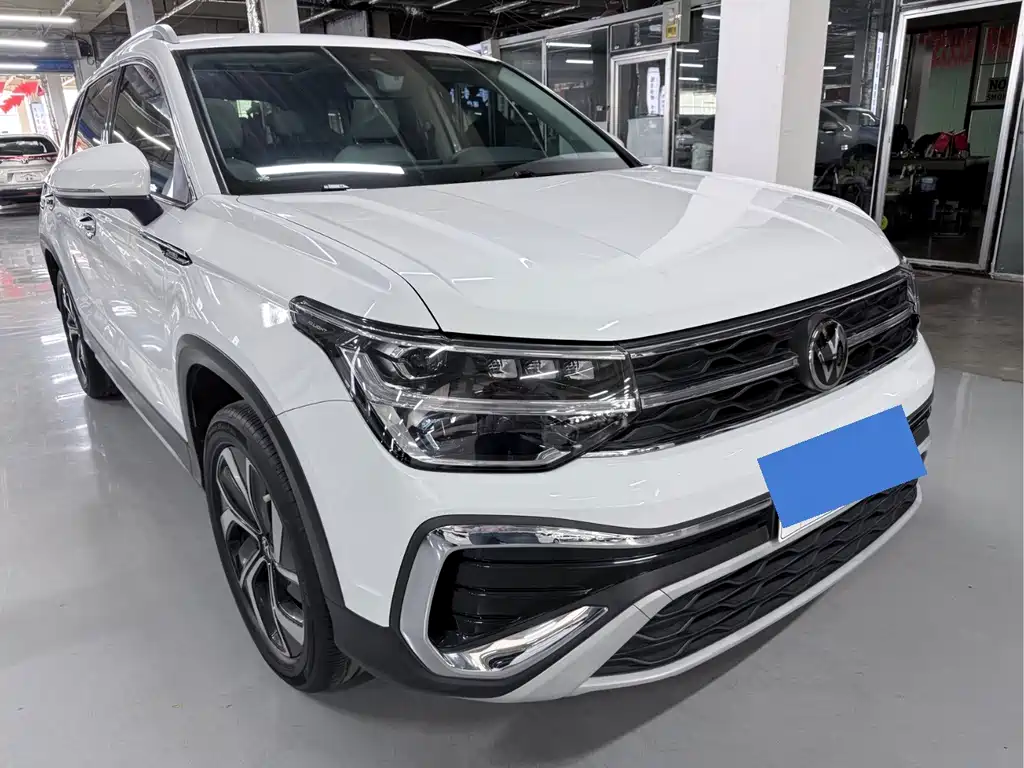 Volkswagen Tharu — миниатюра 3