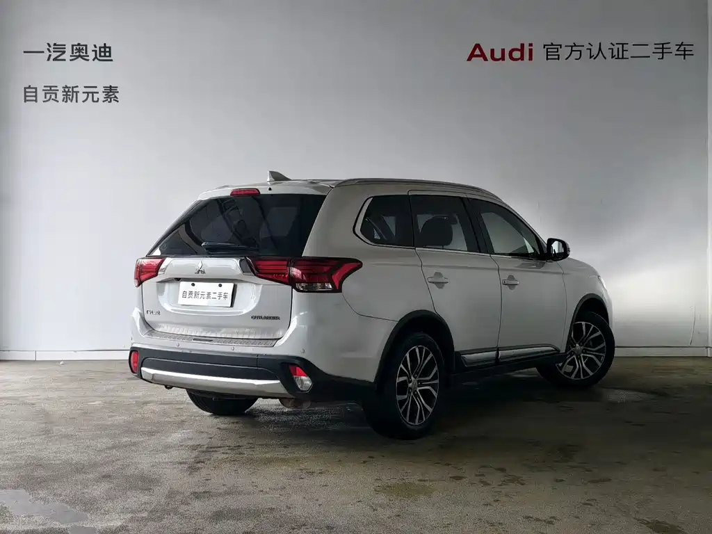 Mitsubishi Outlander — миниатюра 2