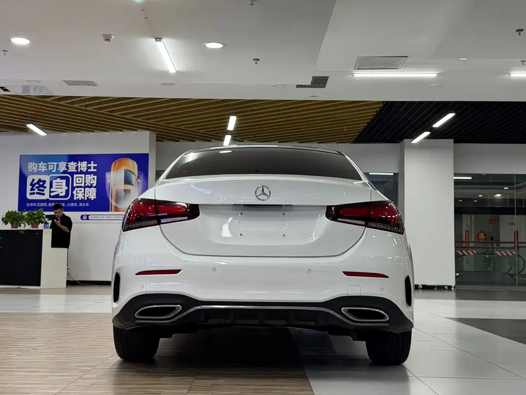 Mercedes-Benz A-Class — миниатюра 8