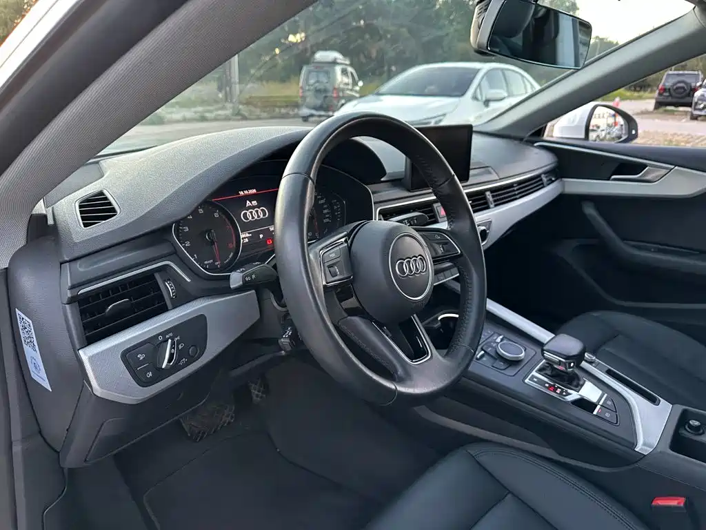 Audi A5 (Import) — миниатюра 11