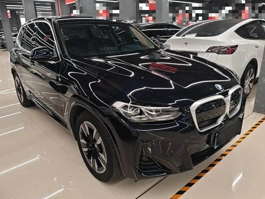 BMW iX3 — миниатюра 4
