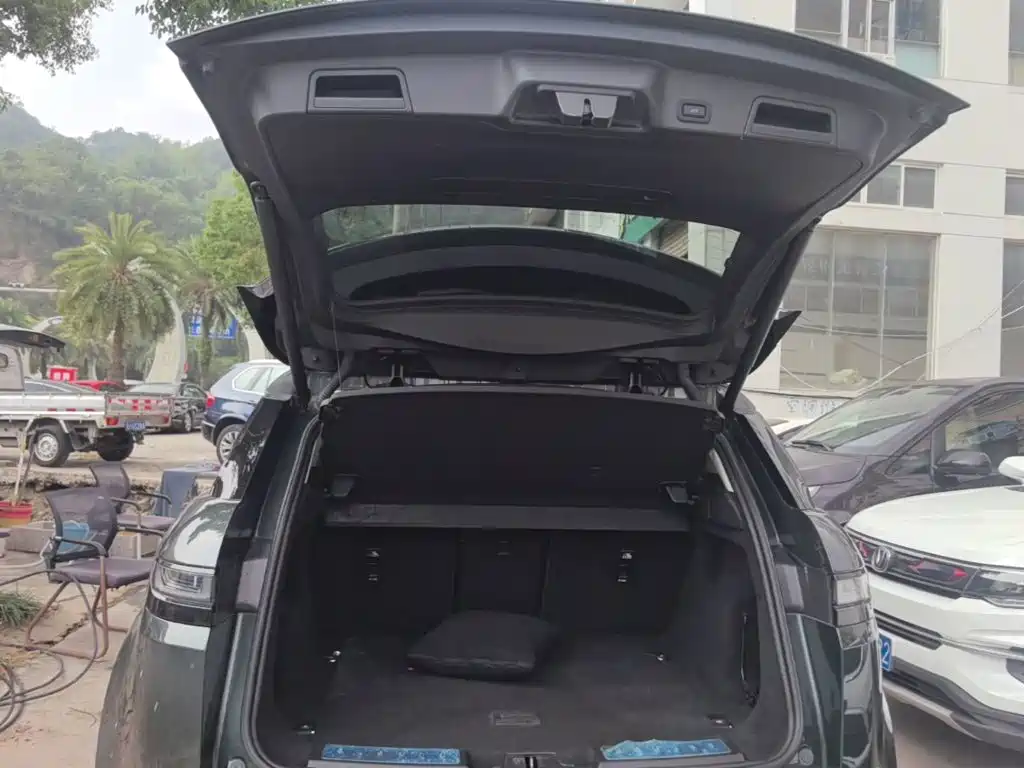 Land Rover Evoque — миниатюра 19