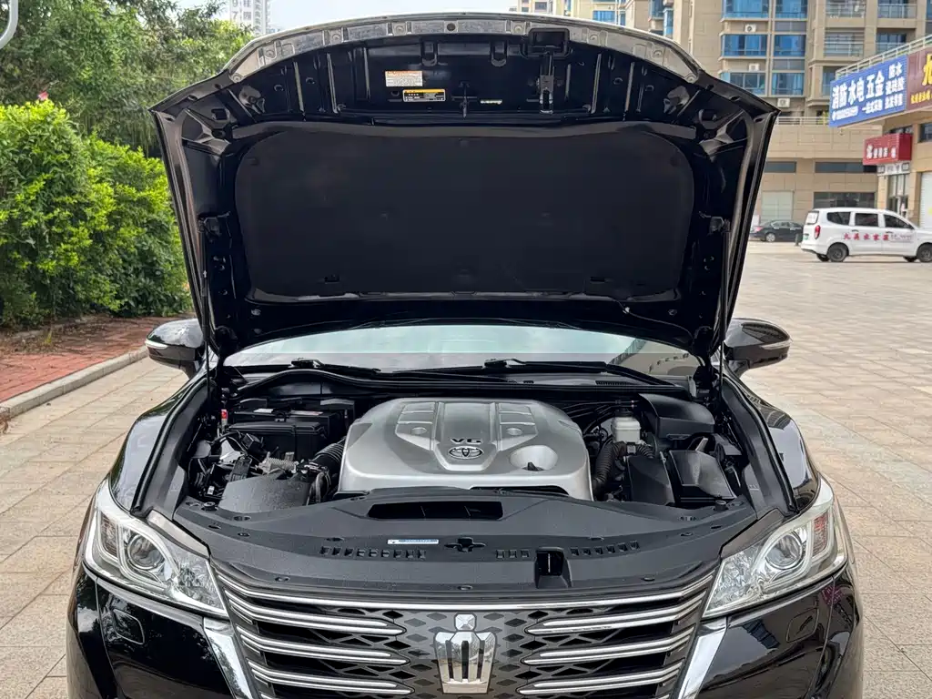 Toyota Crown — миниатюра 25