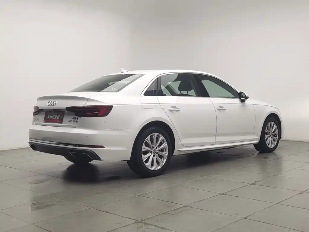 Audi A4L — миниатюра 2