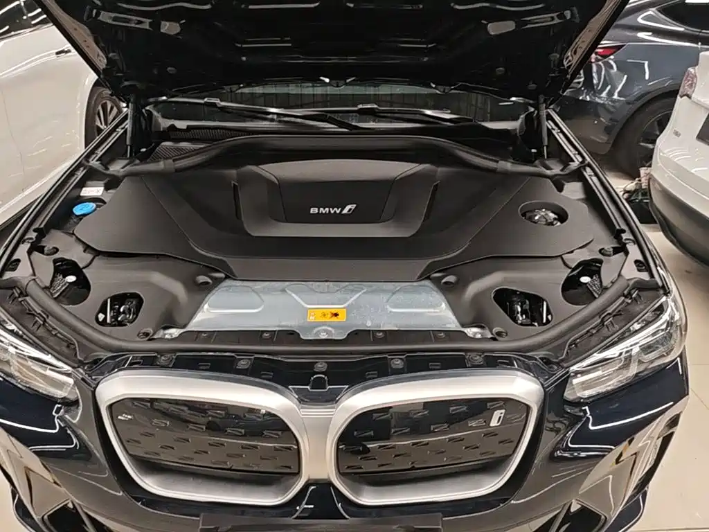 BMW iX3 — миниатюра 20