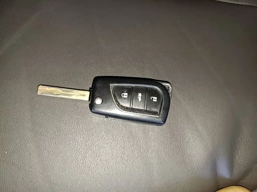 Toyota Reiz — миниатюра 9